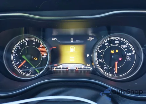 2019 Jeep Cherokee Trailhawk Elite 4X4 from USA, damaged, VIN 1C4PJMBXXKD149069